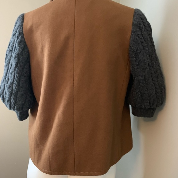 SOLD- Bcbgmaxazaria wool jacket 😍 - Picture 6 of 8